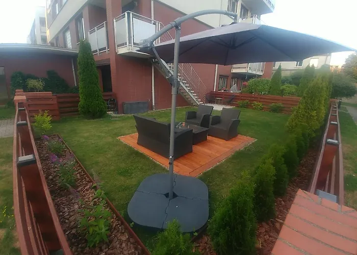 Apartament Jantar Z Ogrodem